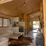 Stodola 57 - Z Jacuzzi بيت للعطل